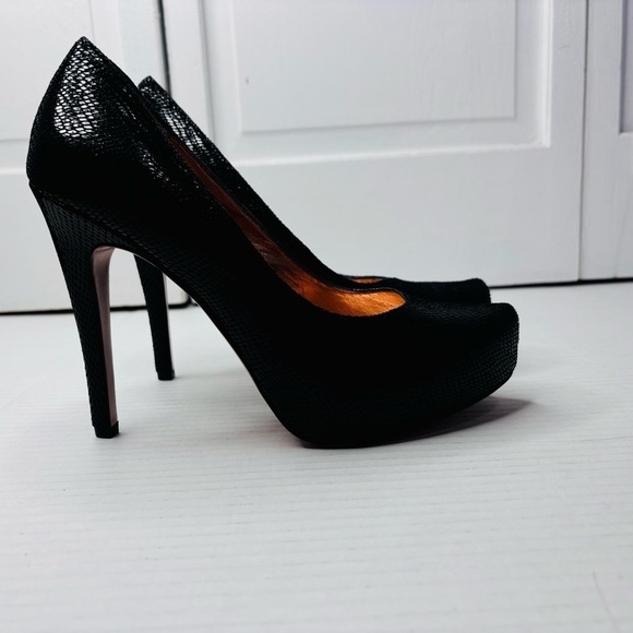 BCBGENERATION Black Parade Platform Pumps Size 7.5 - Picture 5 of 8